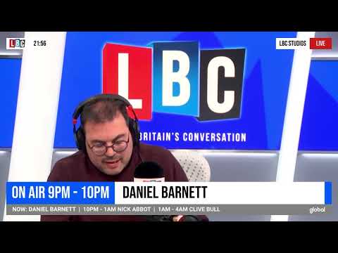 Navigating Full-Time Contracts in UK Legal Practice